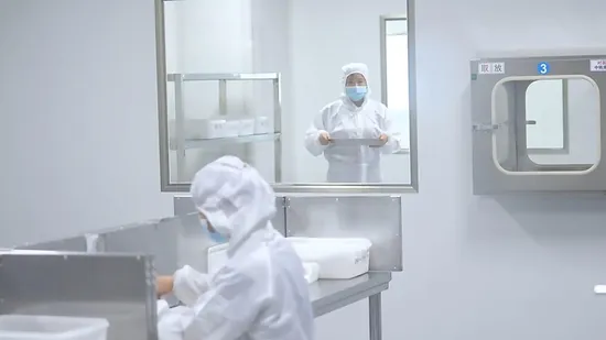 Orthopedic Titanium Surgical 1.5/2.0/2.4 Maxillofacial Locking Plate and Screw 